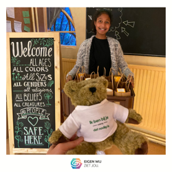 Koffie & knuffels uitdelen